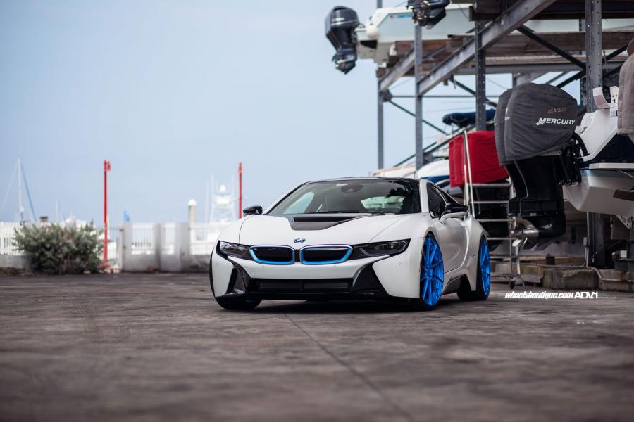  BMW i8 on ADV.1 Wheels (ADV10RMV2SL) 2015 года  (фото 16 из 18)